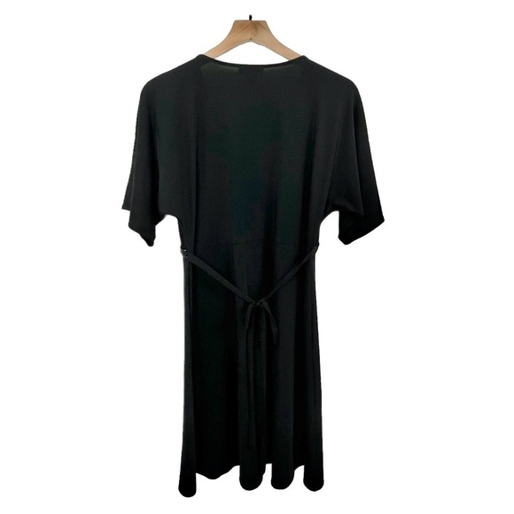 Vertigo Paris Vegan Leather Braided V-Neck Dress. Attached Tie Back. Large - Picture 5 of 6